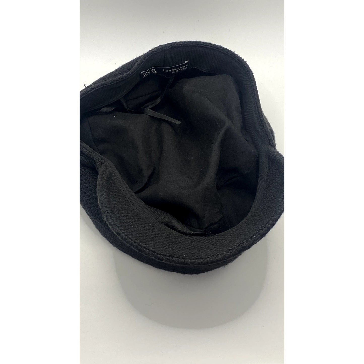 ZARA Women’s Black Textured Army Cap SZ M