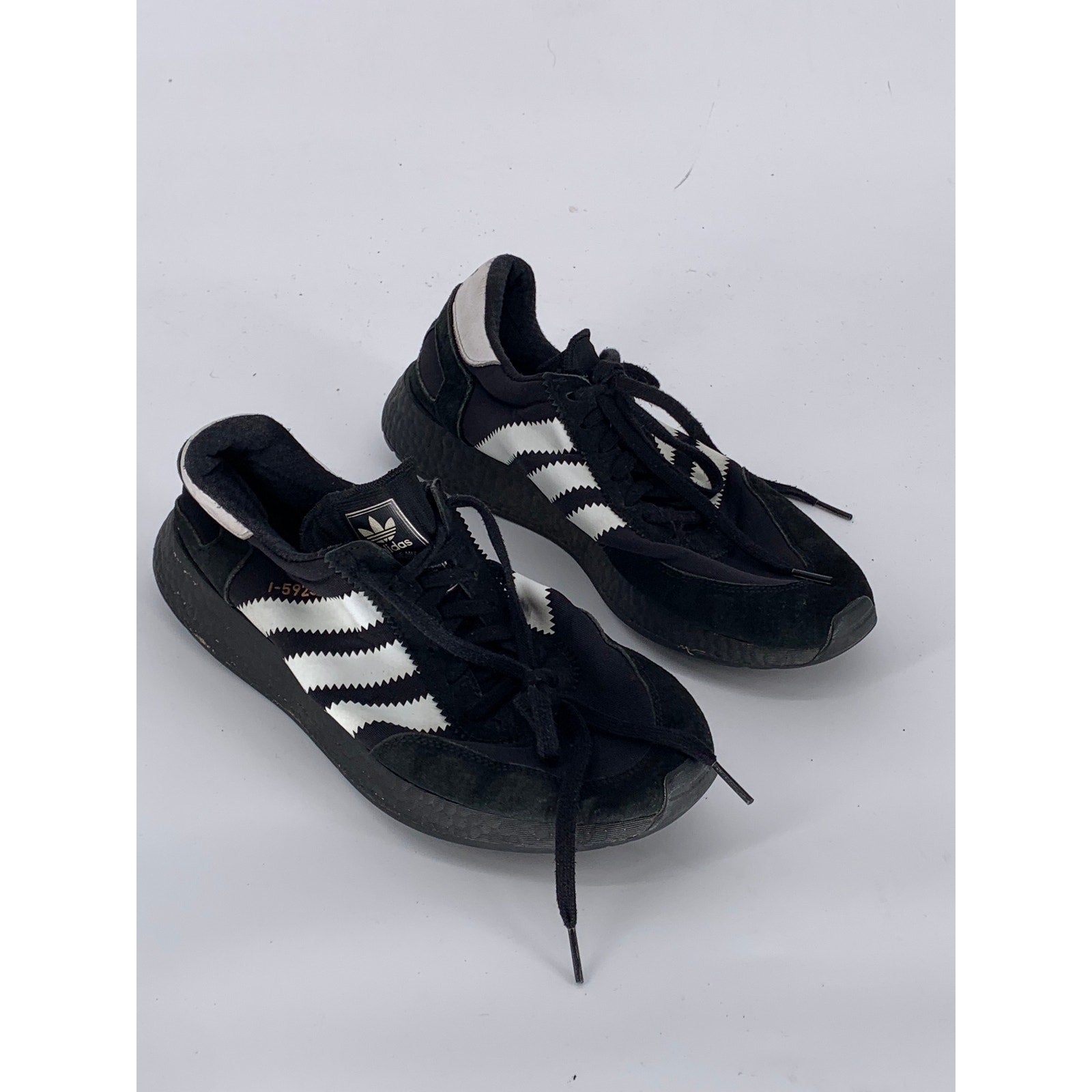 ADIDAS Men's Black-White I-5923 Black Boost Lace-Up Active Sneakers SZ 10.5