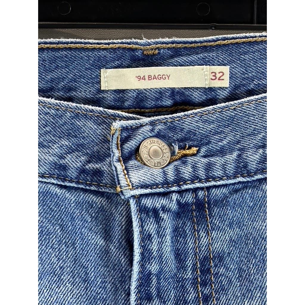 LEVI'S Women's Medium Indigo Distressed Mid-Rise 94' Baggy Jeans SZ 32