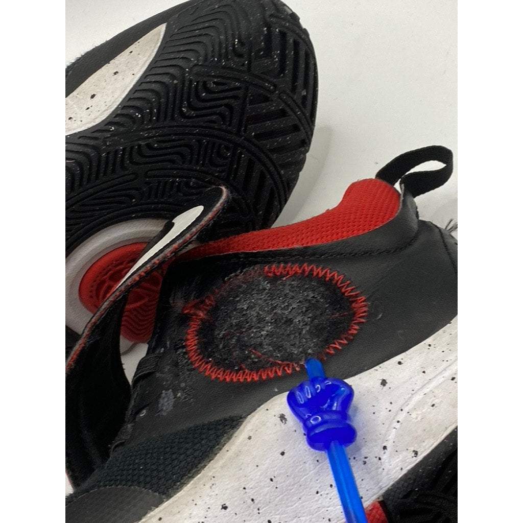 NIKE Kid's Black-Red Grade School Team Hustle Lace-Up D11 Sneakers SZ 4Y