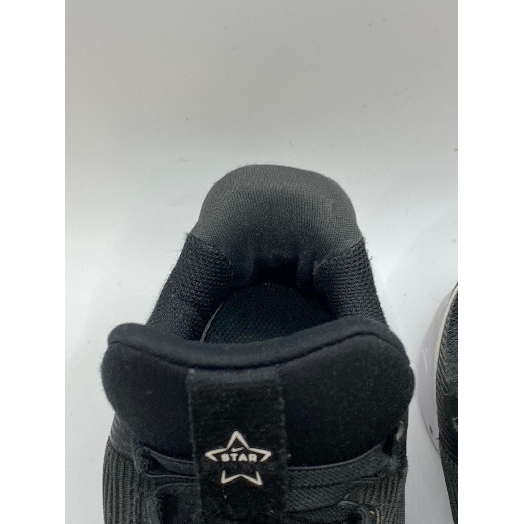 NIKE Kids' Unisex Black-White Star Runner 4 PS Lace-Up Running Sneakers SZ 1