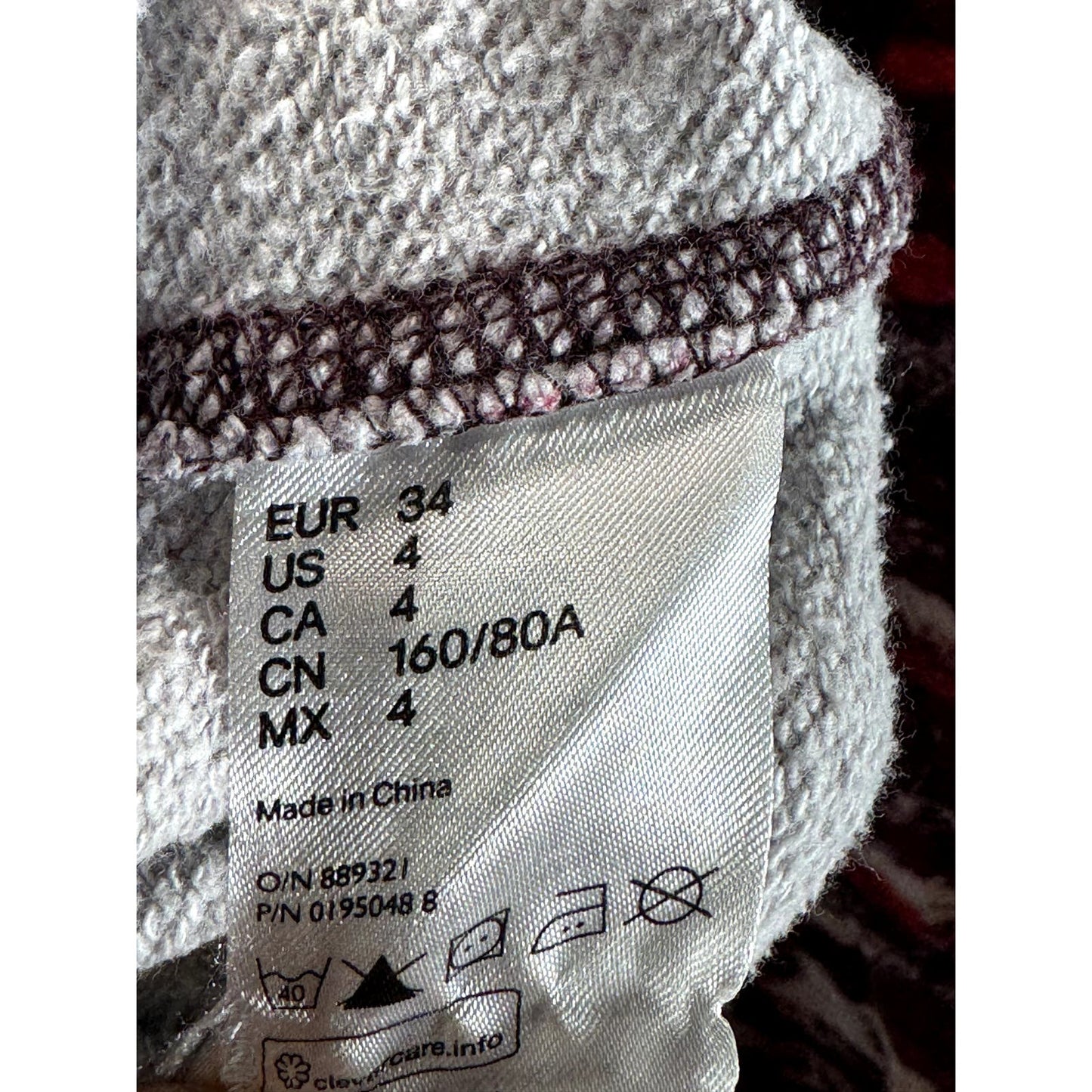 ISABEL MARANT FOR H&M Women's Red Printed Crewneck Pullover Sweater SZ 4