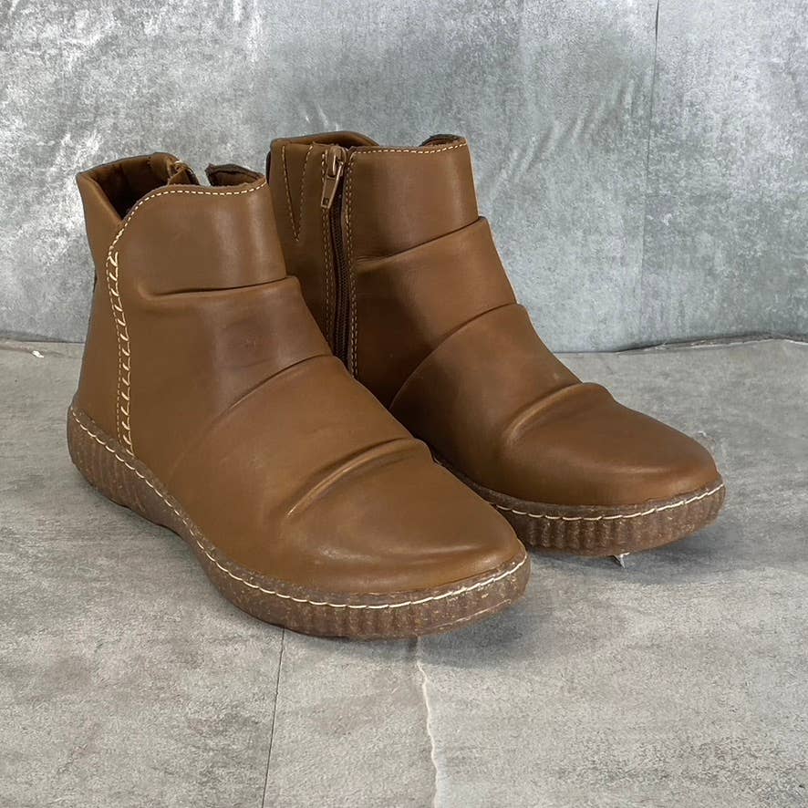 CLARKS COLLECTION Women's Dark Tan Leather Caroline Rae Ruched Ankle Booties SZ7