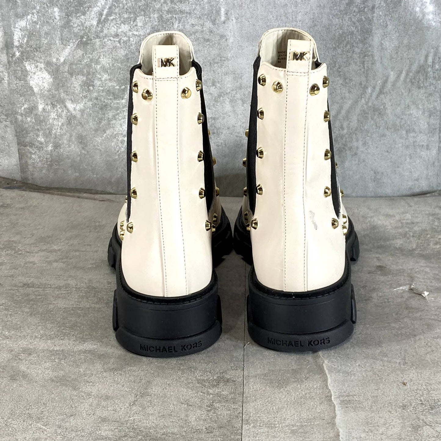 MICHAEL MICHAEL KORS Women's Lt Cream Ridley Studded Lug-Sole Pull-On Sandal SZ9