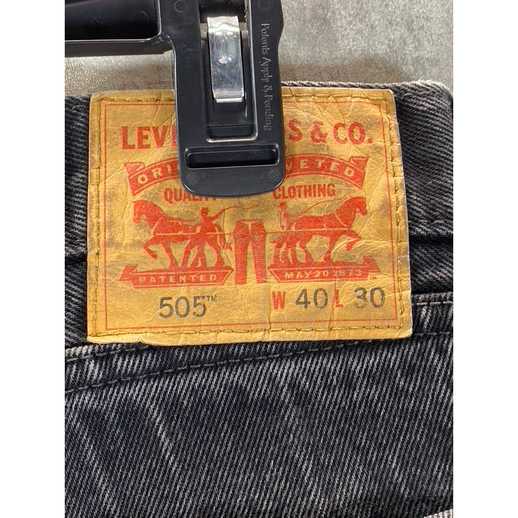 LEVI'S Men's Black 505 Regular-Fit Straight-Leg Denim Non-Stretch Jeans SZ 40X30