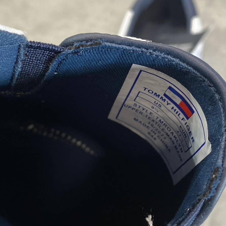 TOMMY HILFIGER Men's White Canvas Roaklyn Twin Gore Slip-On Sneakers SZ 9.5