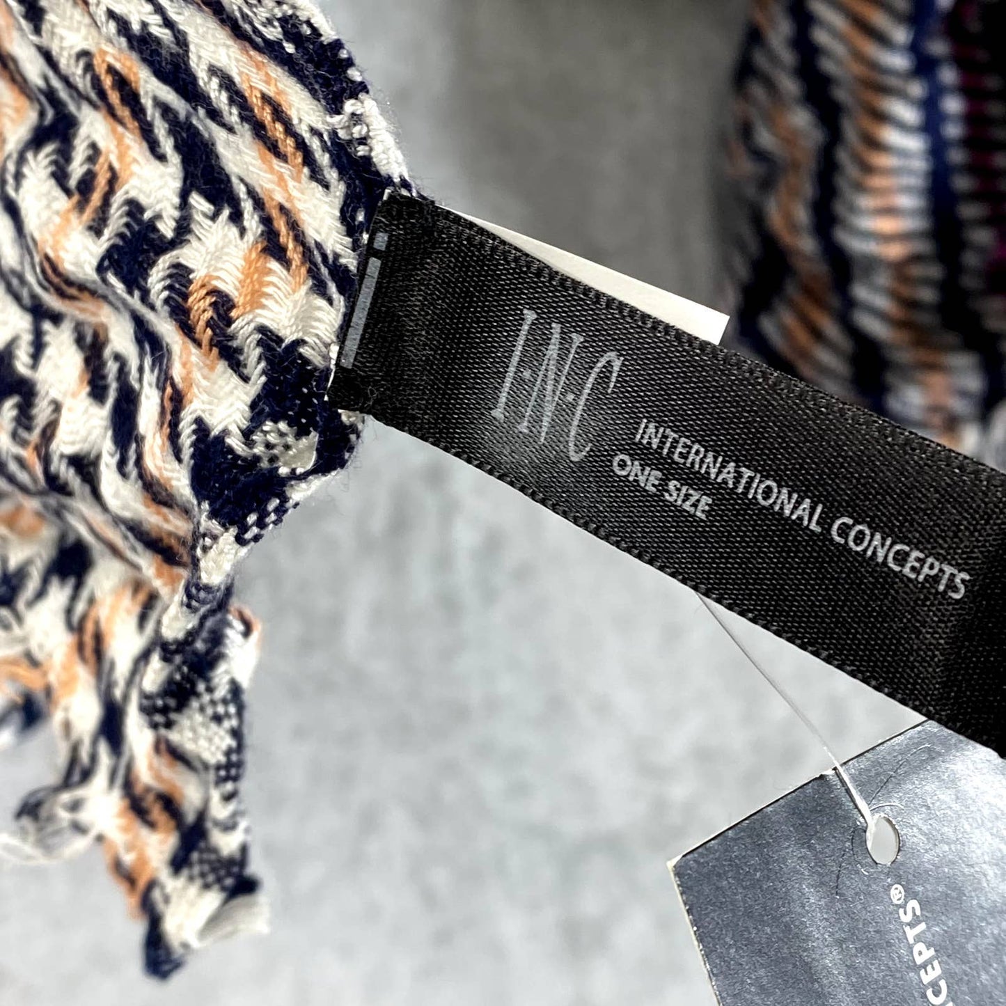 INC INTERNATIONAL CONCEPTS Women's Tan Multi Houndstooth Twill Scarf SZ OS