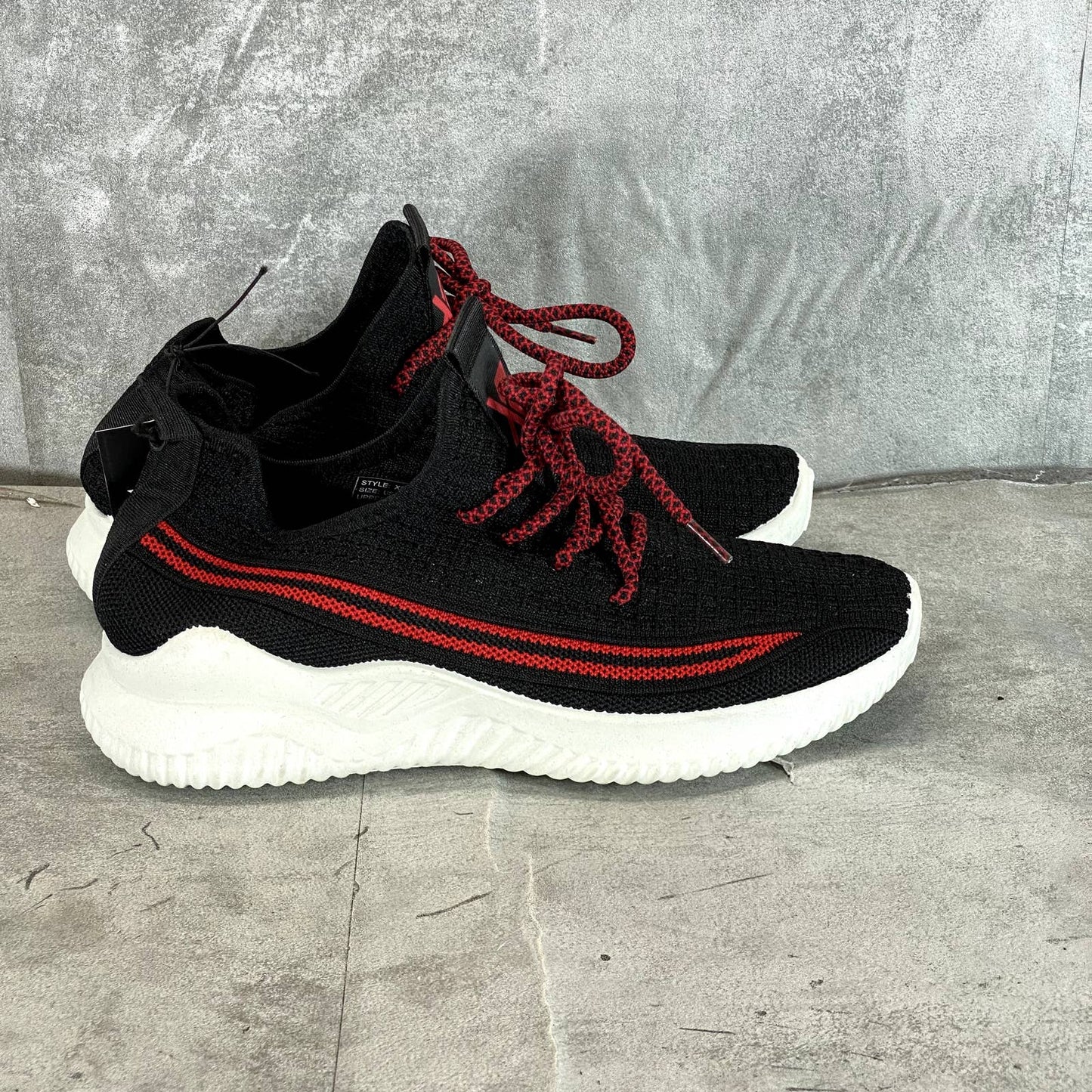 XRAY FOOTWEAR Men's Black/Red Knit Breathable Niko Lace-Up Sneakers SZ 7.5
