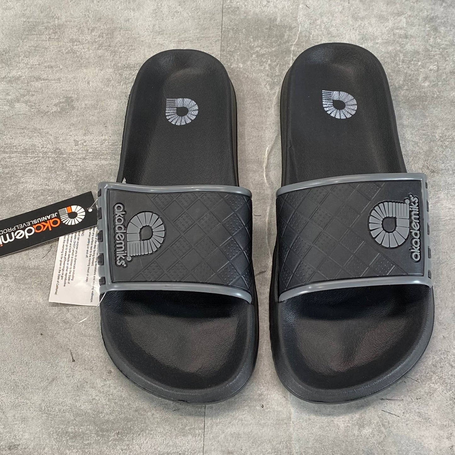 AKADEMIKS Men's Black Faux-Leather Comfort Side Stripe Slide Sandals SZ 9