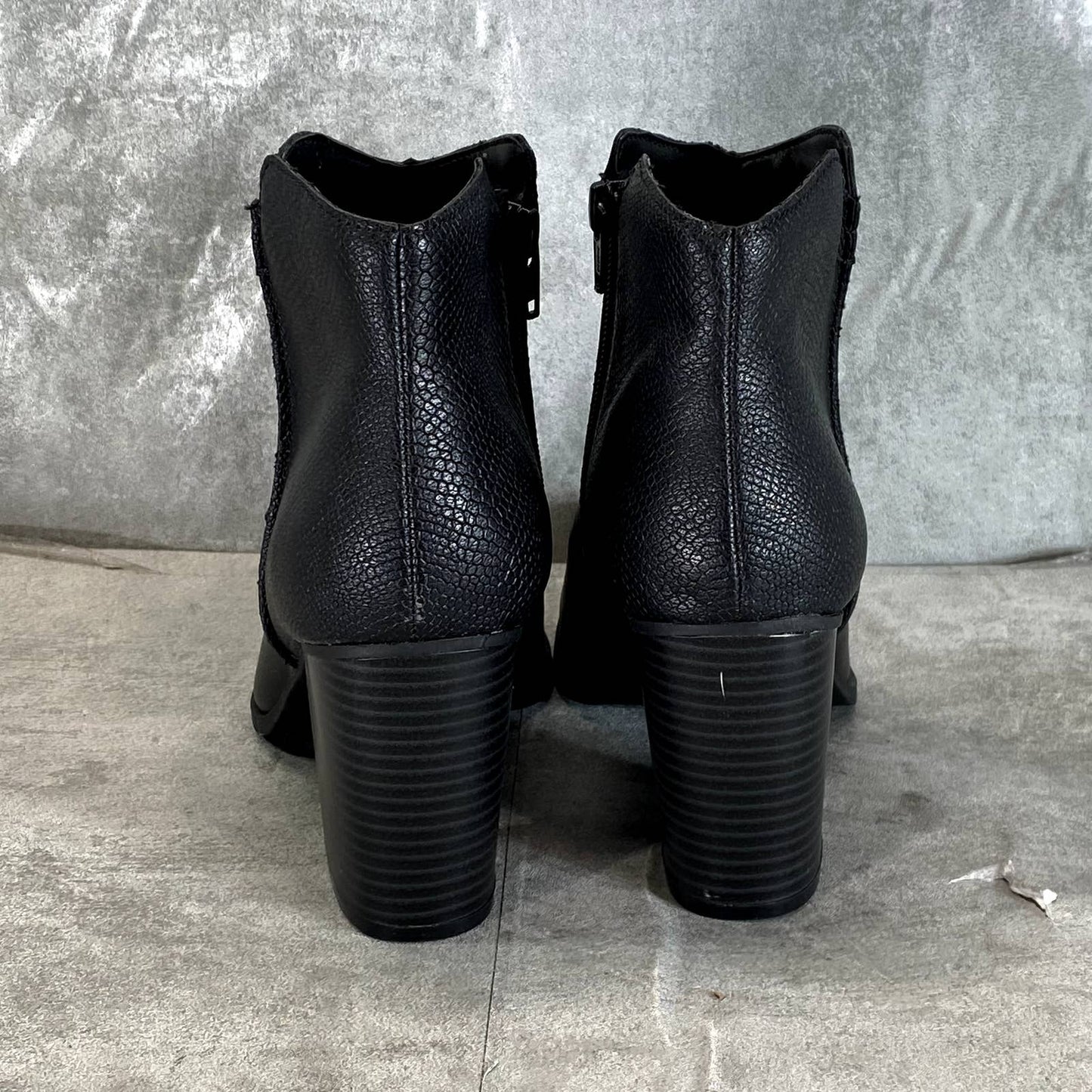 SUN+STONE Women's Black Graceyy Round-Toe Block-Heel Booties SZ 8.5