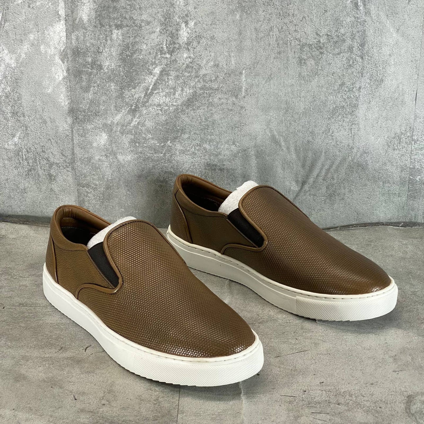 THOMAS & VINE Men's Brown Leather Conley Slip-On Sneakers SZ 10