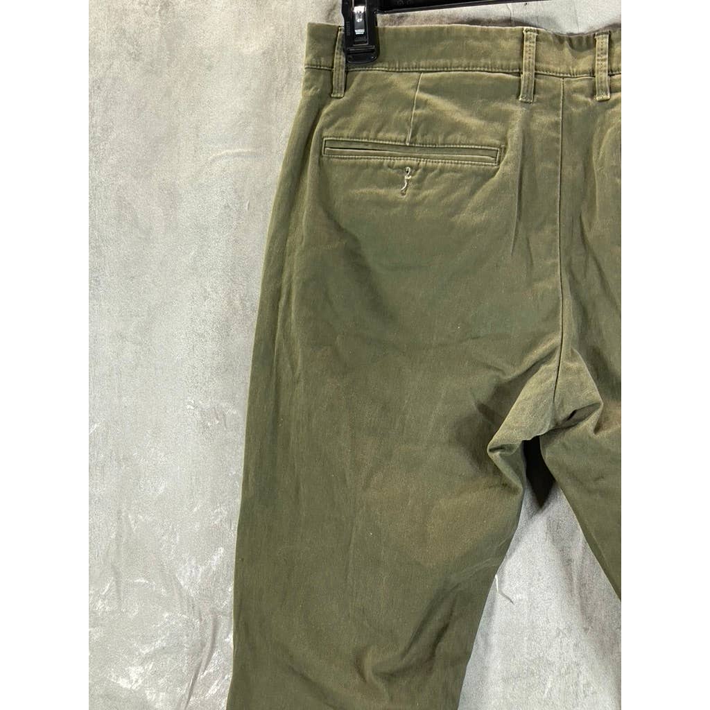GOODFELLOW & CO Men's Paris Green Athletic-Fit Hennepin Chino Pants SZ 33X30