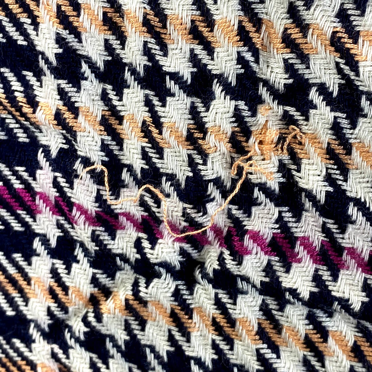 INC INTERNATIONAL CONCEPTS Women's Tan Multi Houndstooth Twill Scarf SZ OS