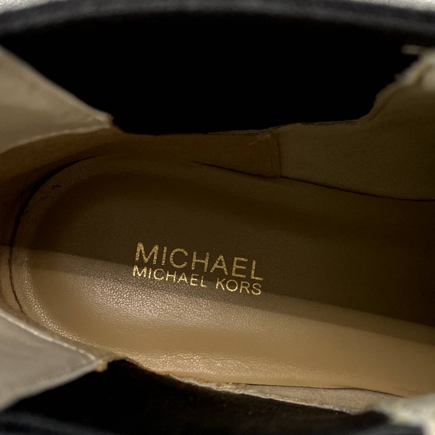 MICHAEL MICHAEL KORS Women's Lt Cream Ridley Studded Lug-Sole Pull-On Sandal SZ9