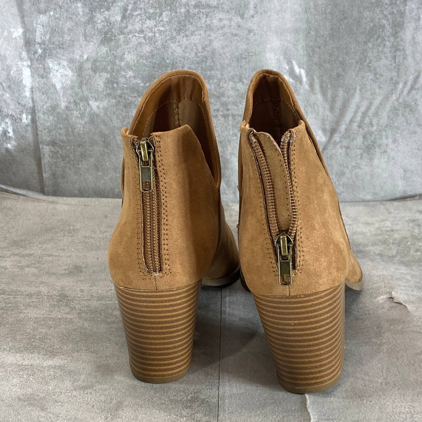 SUN+STONE Women's Tan Microsuede Elizaa Back-Zip Block-Heel Ankle Bootie SZ 10