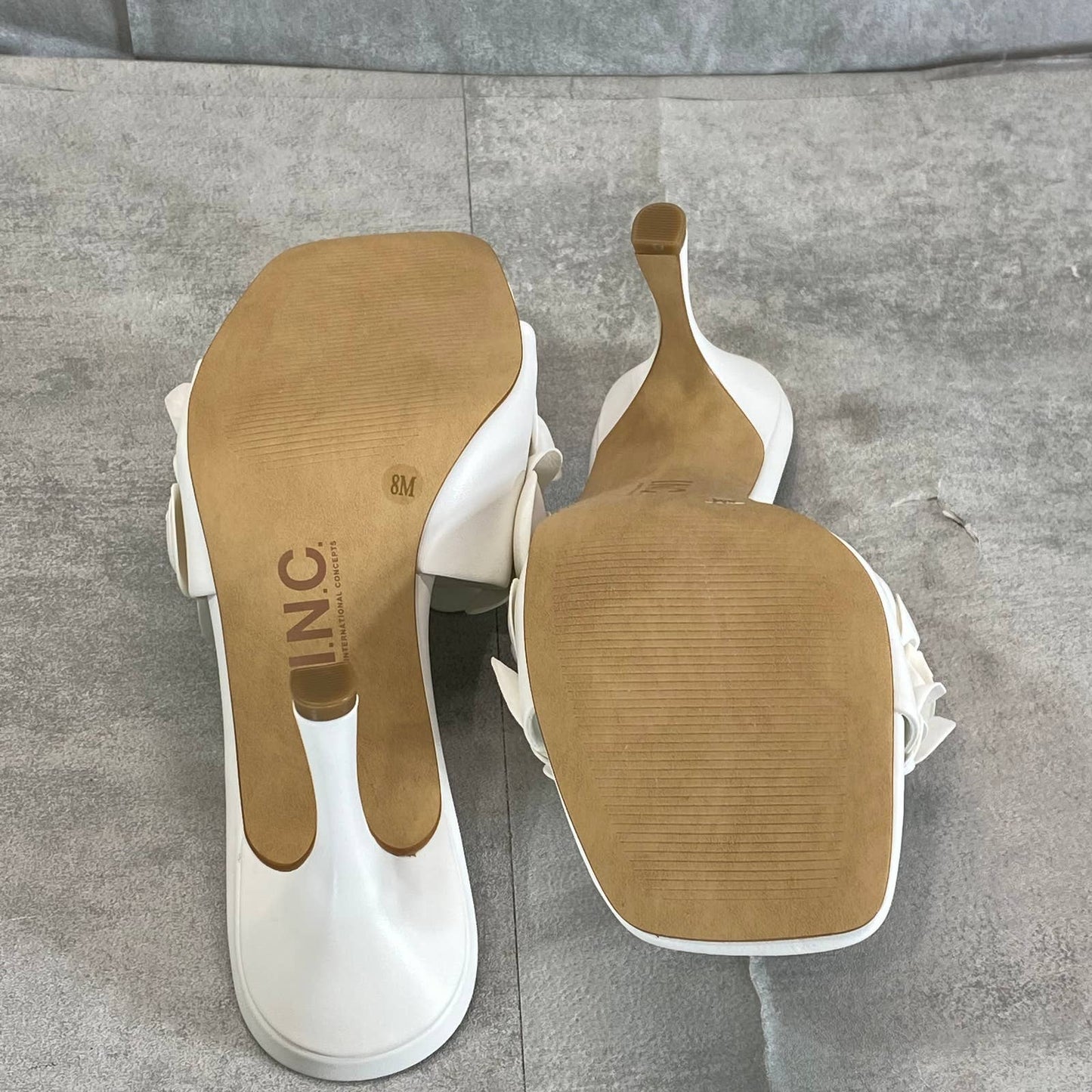INC INTERNATIONAL CONCEPTS Women's White Weslyn Flower-Trim Slide Sandals SZ 8
