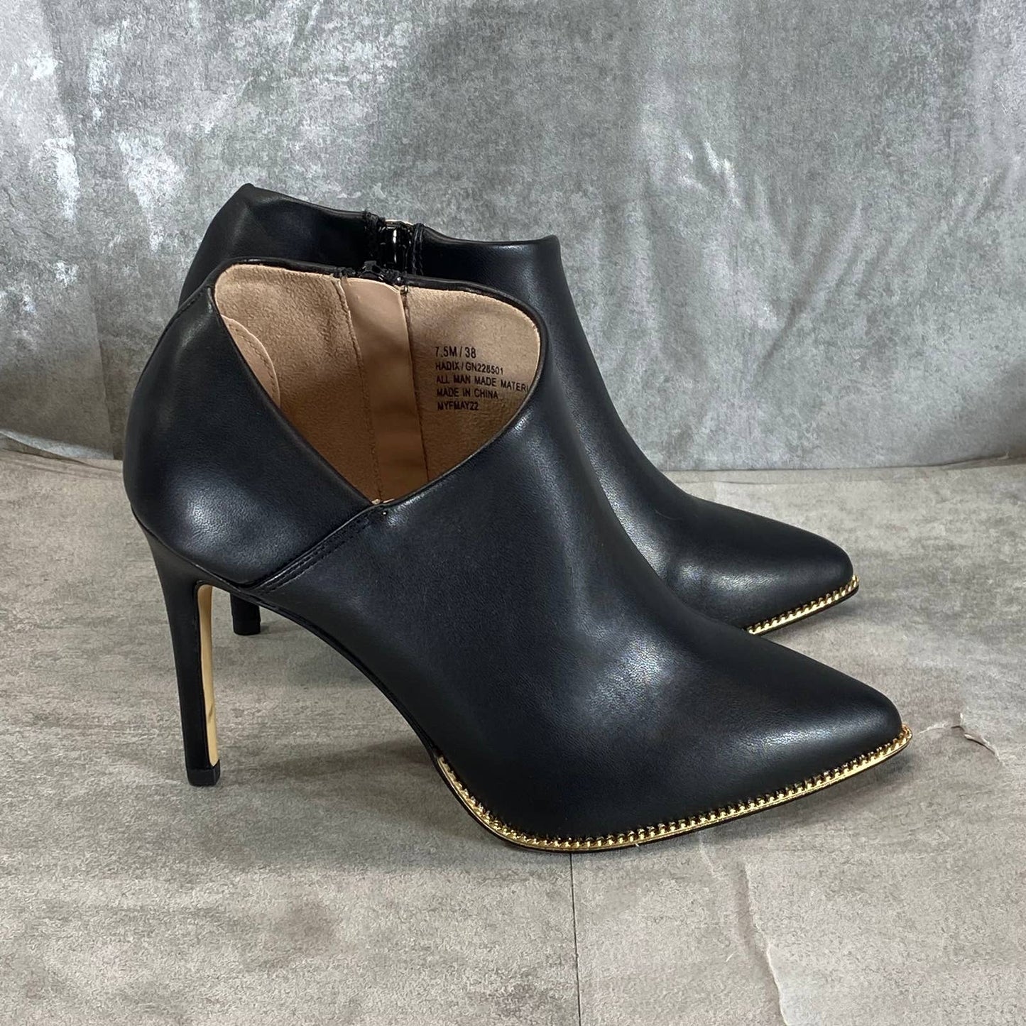 BCBGENERATION Women's Black Faux Leather Hadix Pointed-Toe Stiletto Bootie SZ7.5