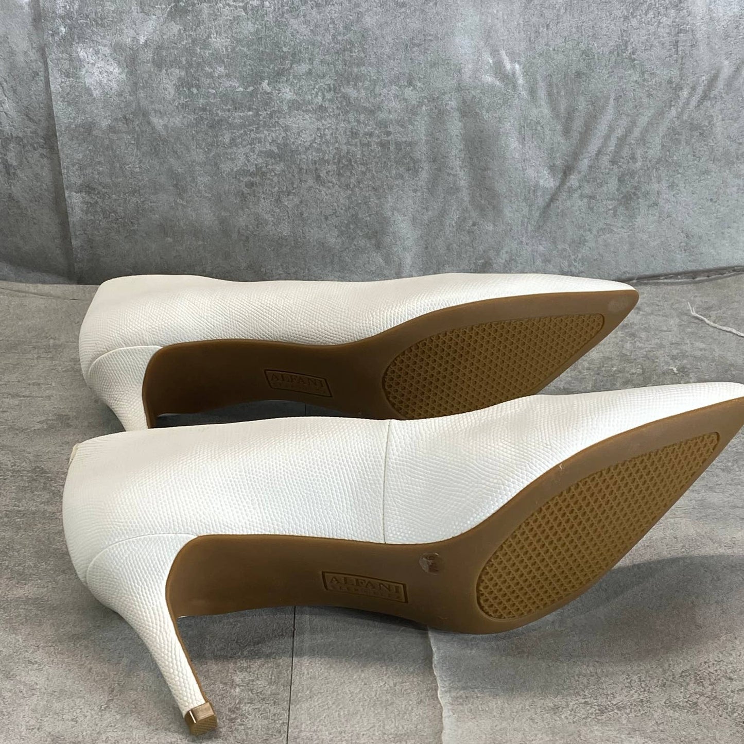 ALFANI Step N' Flex Women's White Lizard Leather Jeules Pointed-Toe Pumps SZ9.5