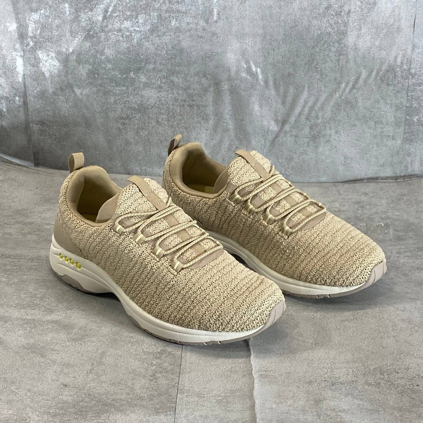 EASY SPIRIT Women's Beige Tareh Breathable Slip-On Sneakers SZ 5