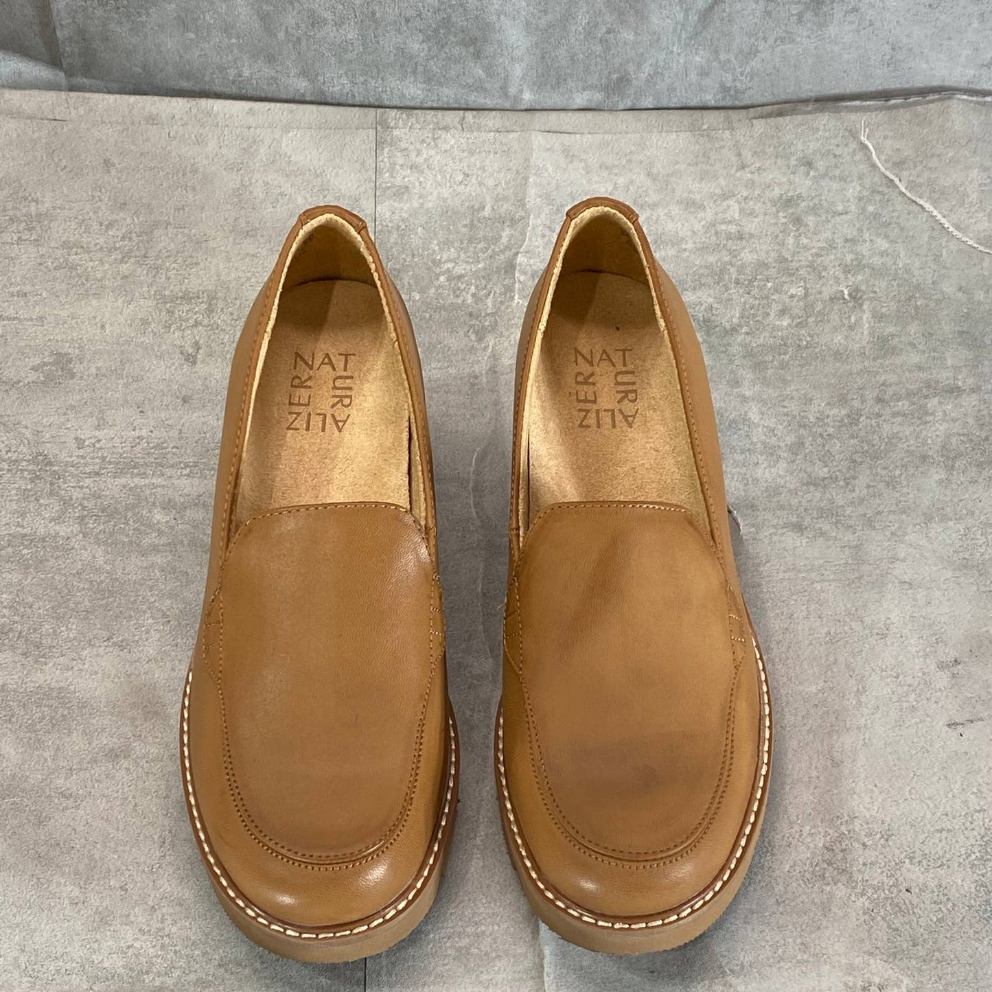 NATURALZIER Women's English Tea Cabaret Lug-Sole Block-Heel Slip-On Loafers SZ 6