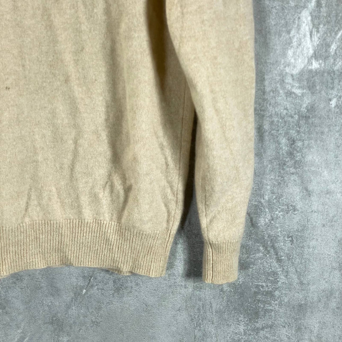 CLUB ROOM Men's Sand Cashmere V-Neck Long-Sleeve Pullover Sweater SZ M