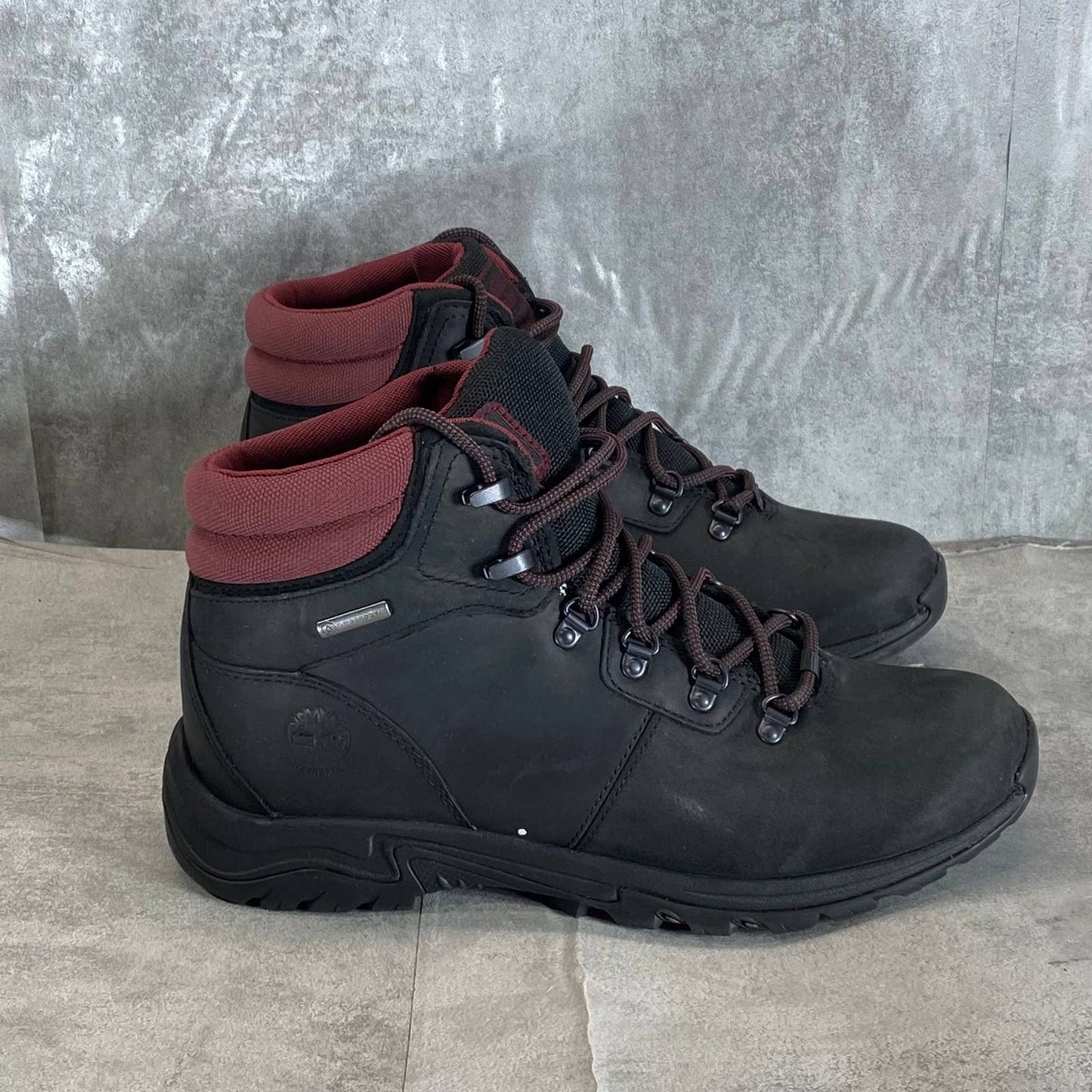 TIMBERLAND Women's Black Full Grain Mt. Maddsen Valley Waterproof Boots SZ 10