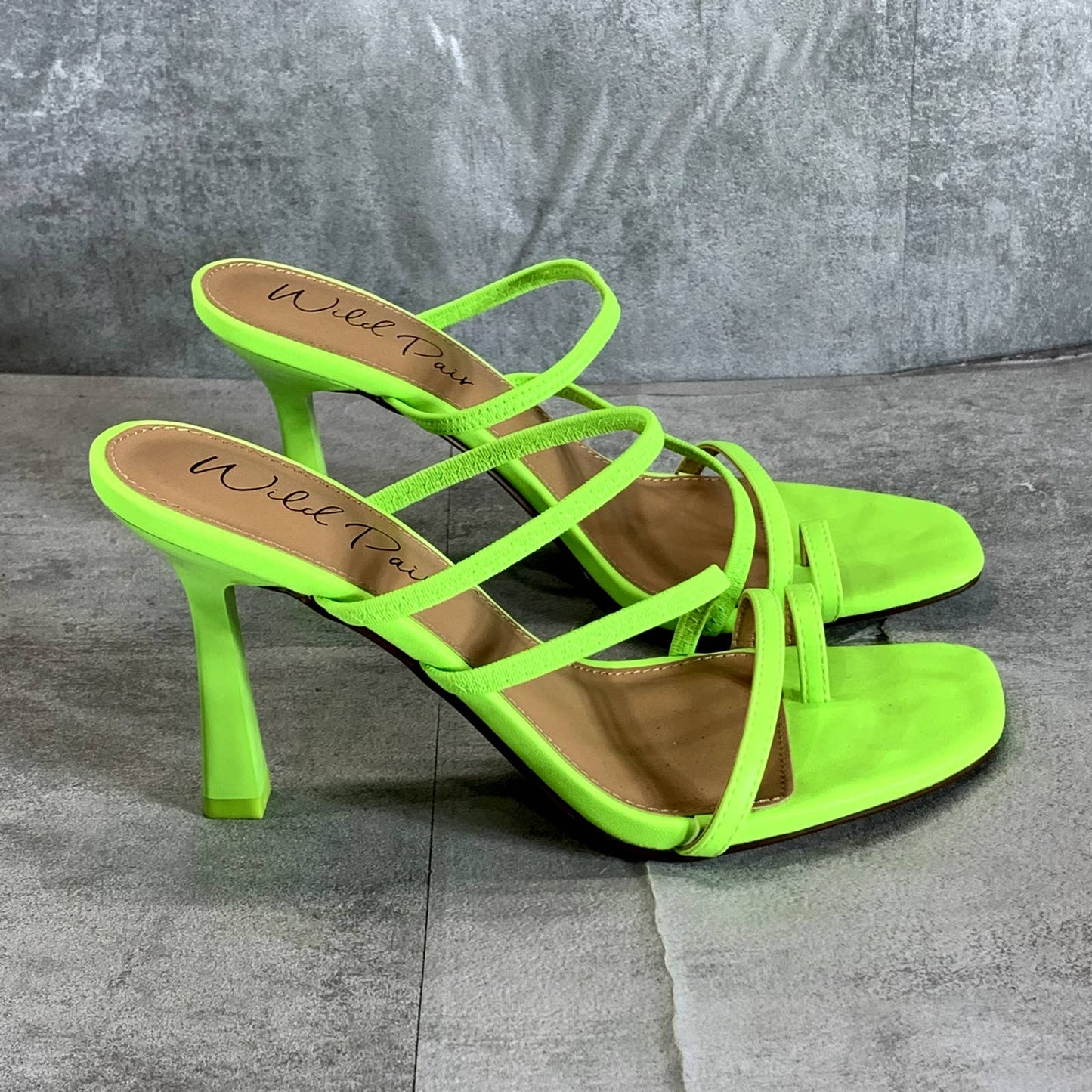 WILD PAIR Women's Citron Smooth Lenore Square-Toe Strappy Slip-On Sandals SZ 7.5