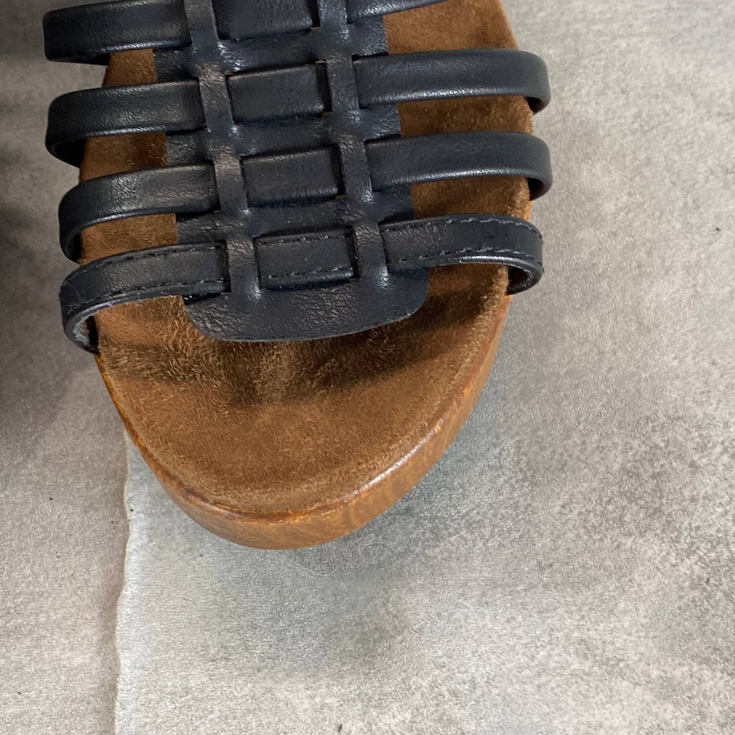 WHITE MOUNTAIN Women's Black Astonish Platform Clog Gladiator Sandals SZ 7.5
