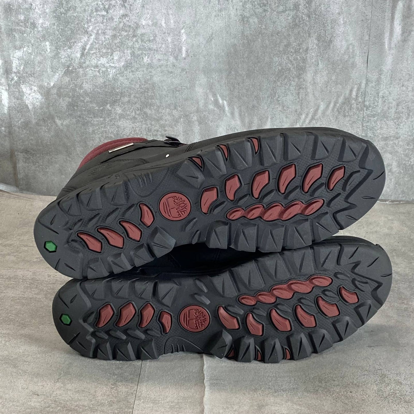 TIMBERLAND Women's Black Full Grain Mt. Maddsen Valley Waterproof Boots SZ 10