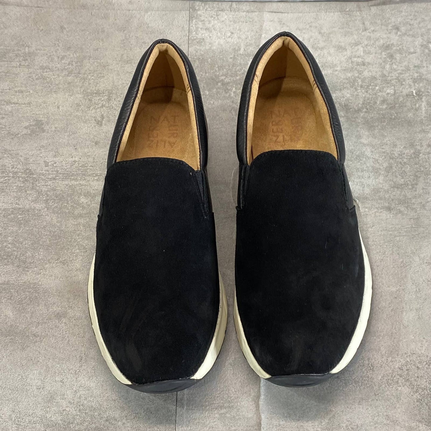 NATURALIZER Women's Black Suede-Leather Selah Slip-On Sneakers SZ 7.5