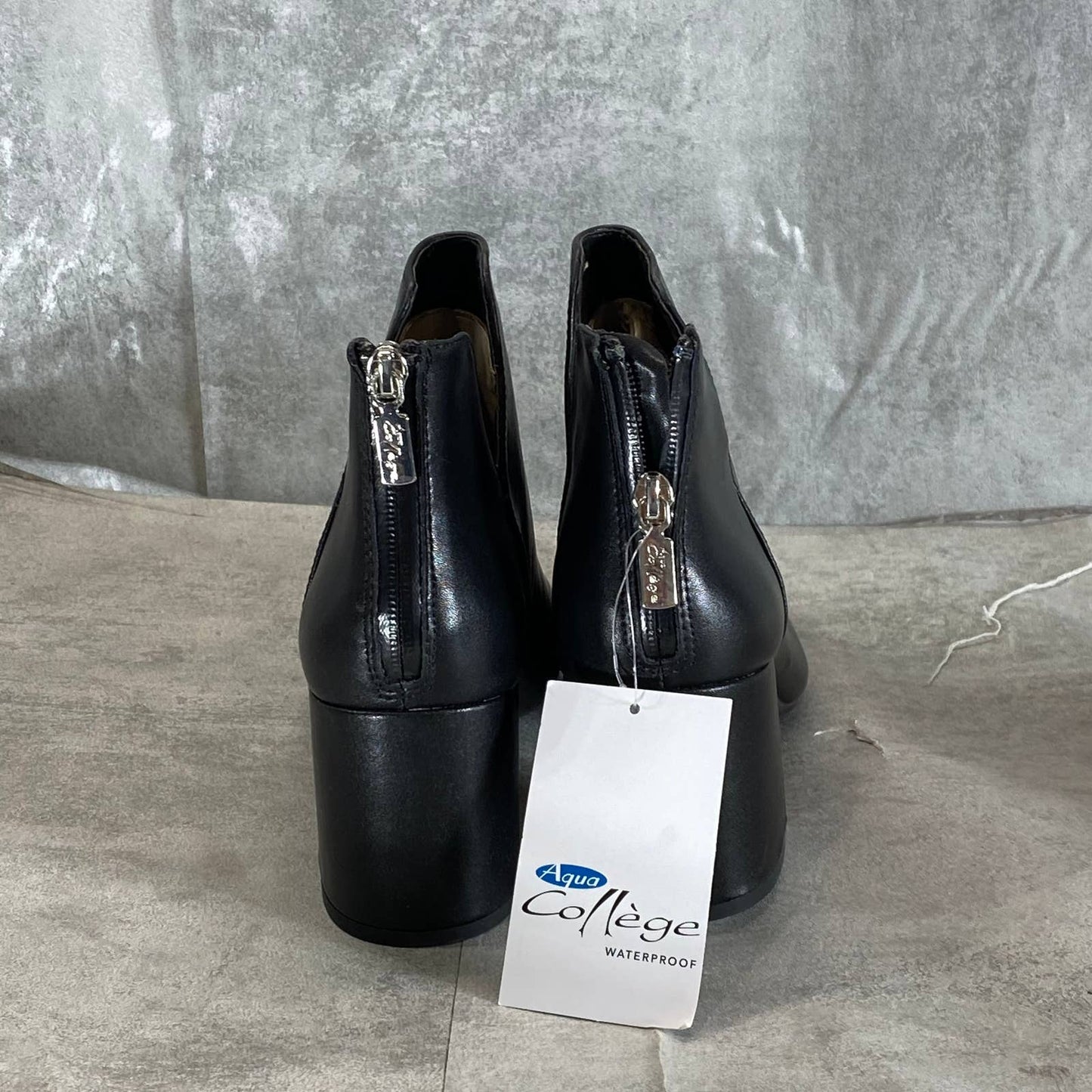 AQUA COLLEGE Women's Black Leather Trey Notched Waterproof Block-Heel Bootie SZ9