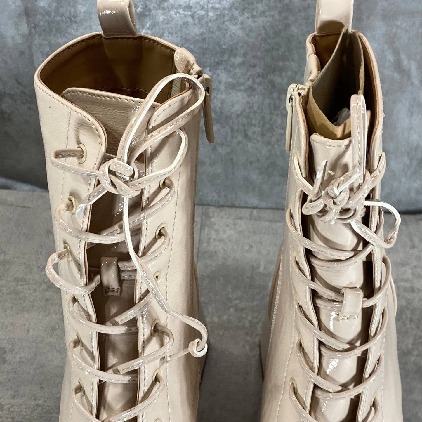 CIRCUS By SAM EDELMAN Women's Vanilla Karter Block-Heel Lace-Up Booties SZ 6.5