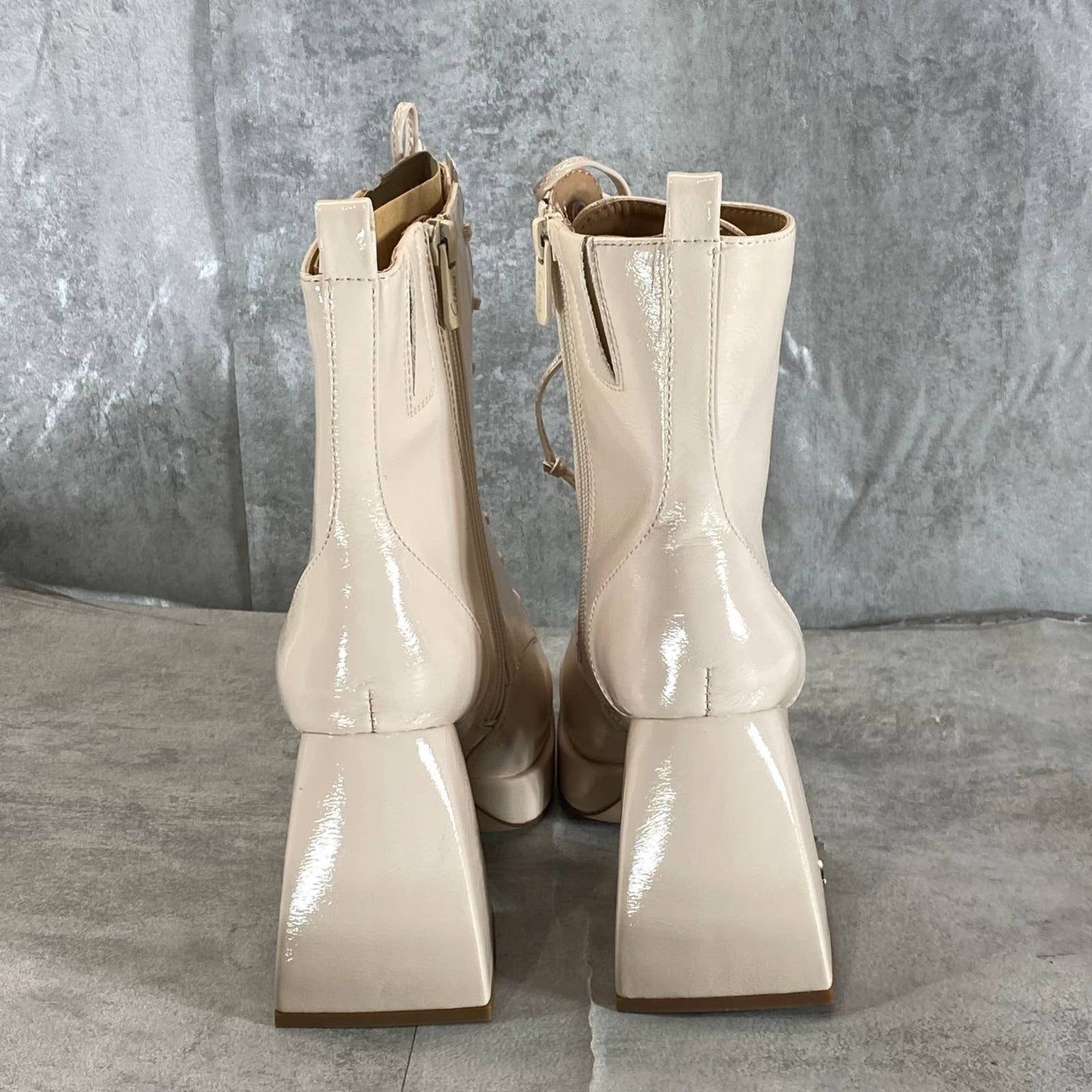 CIRCUS By SAM EDELMAN Women's Vanilla Karter Block-Heel Lace-Up Booties SZ 6.5