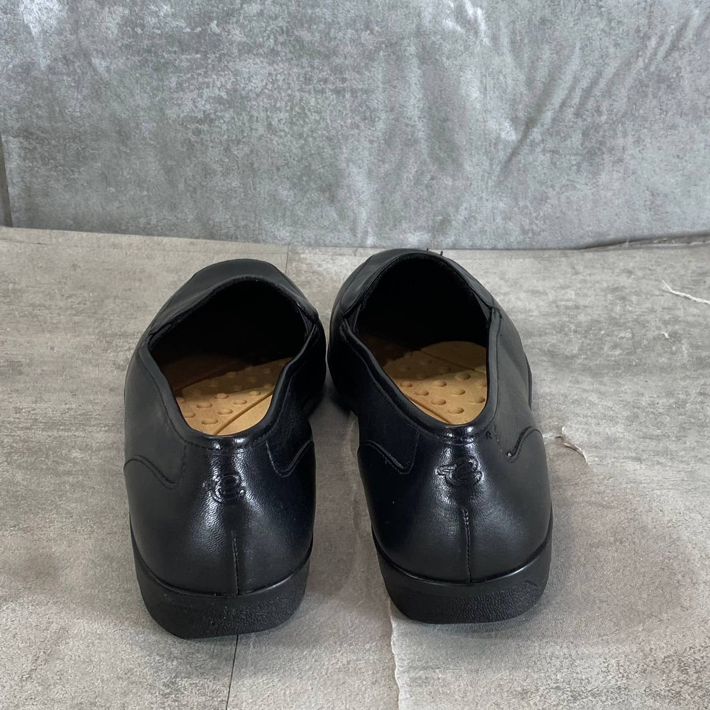 EASY SPIRIT Women's Black Leather Devitt Round-Toe Slip-On Loafer Flats SZ 8.5