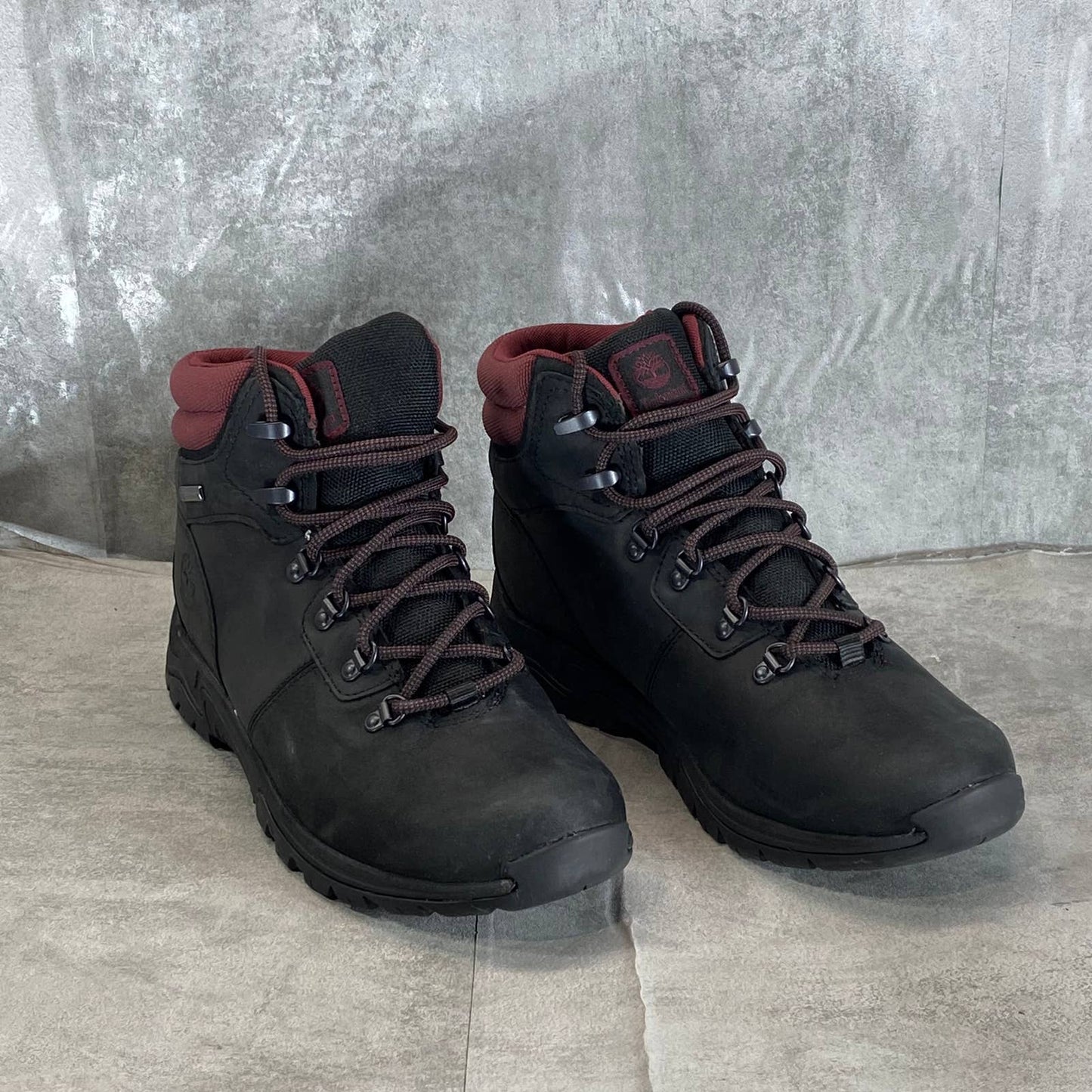 TIMBERLAND Women's Black Full Grain Mt. Maddsen Valley Waterproof Boots SZ 10