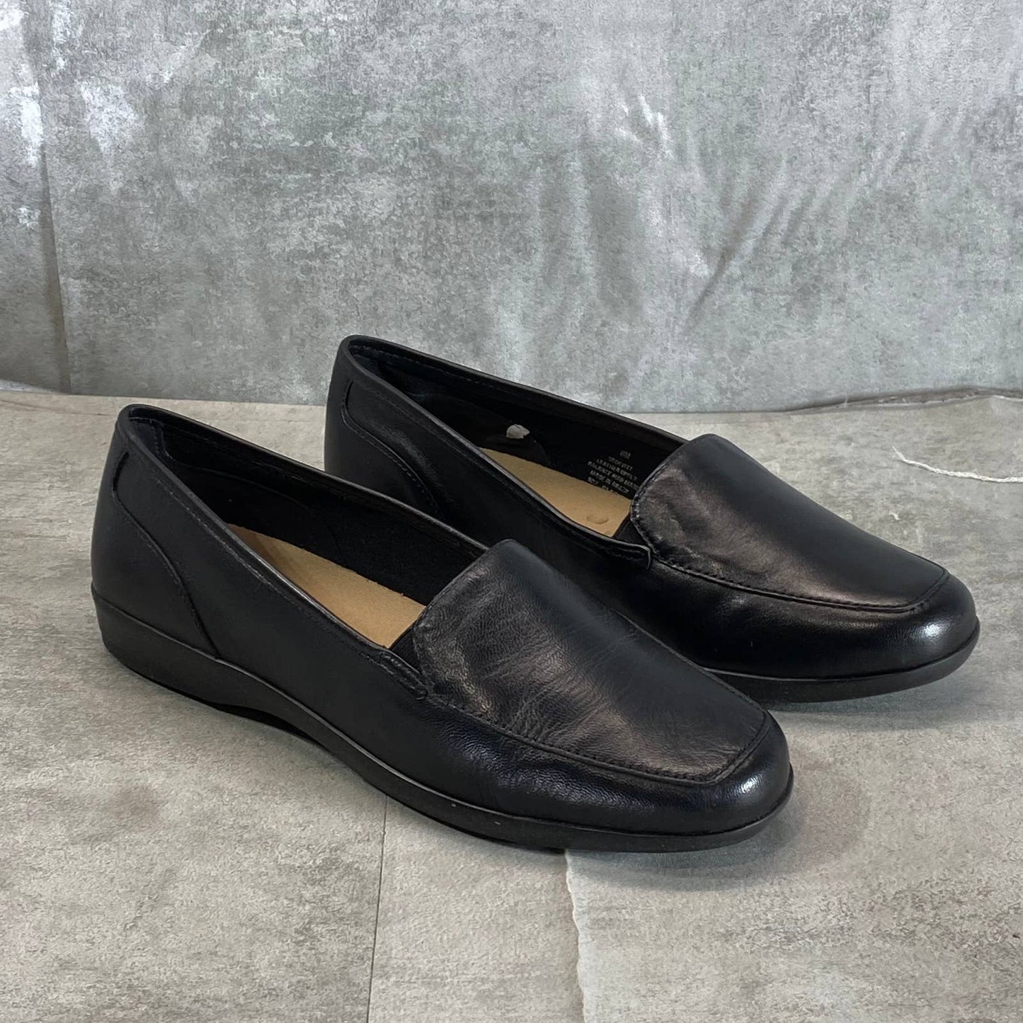 EASY SPIRIT Women's Black Leather Devitt Round-Toe Slip-On Loafer Flats SZ 8