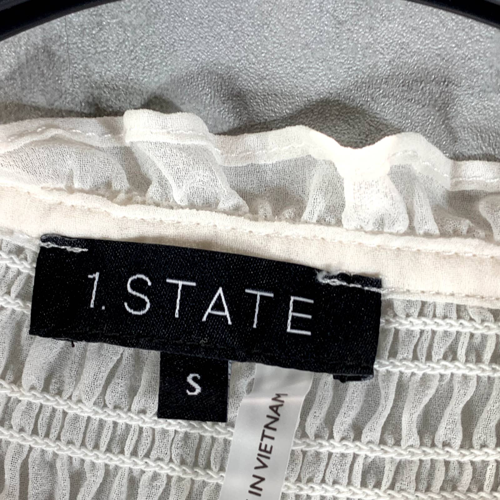 1.STATE Women's Soft Ecru Sheer Smocked Tie V-Neck Long-Sleeve Top SZ S