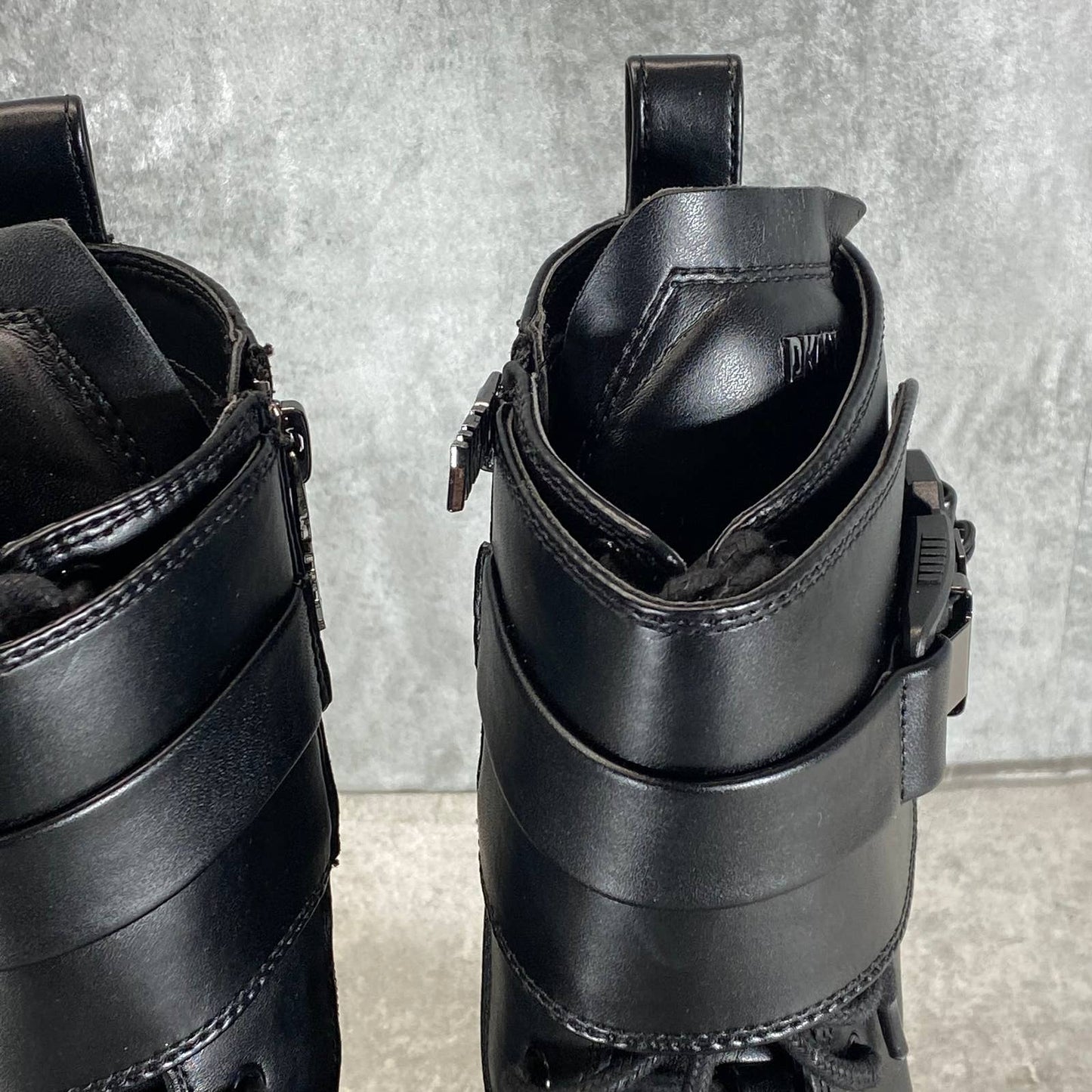 DKNY Women's Black Smooth Sava Buckled Combat Lace-Up Lug-Sole Boots SZ 8