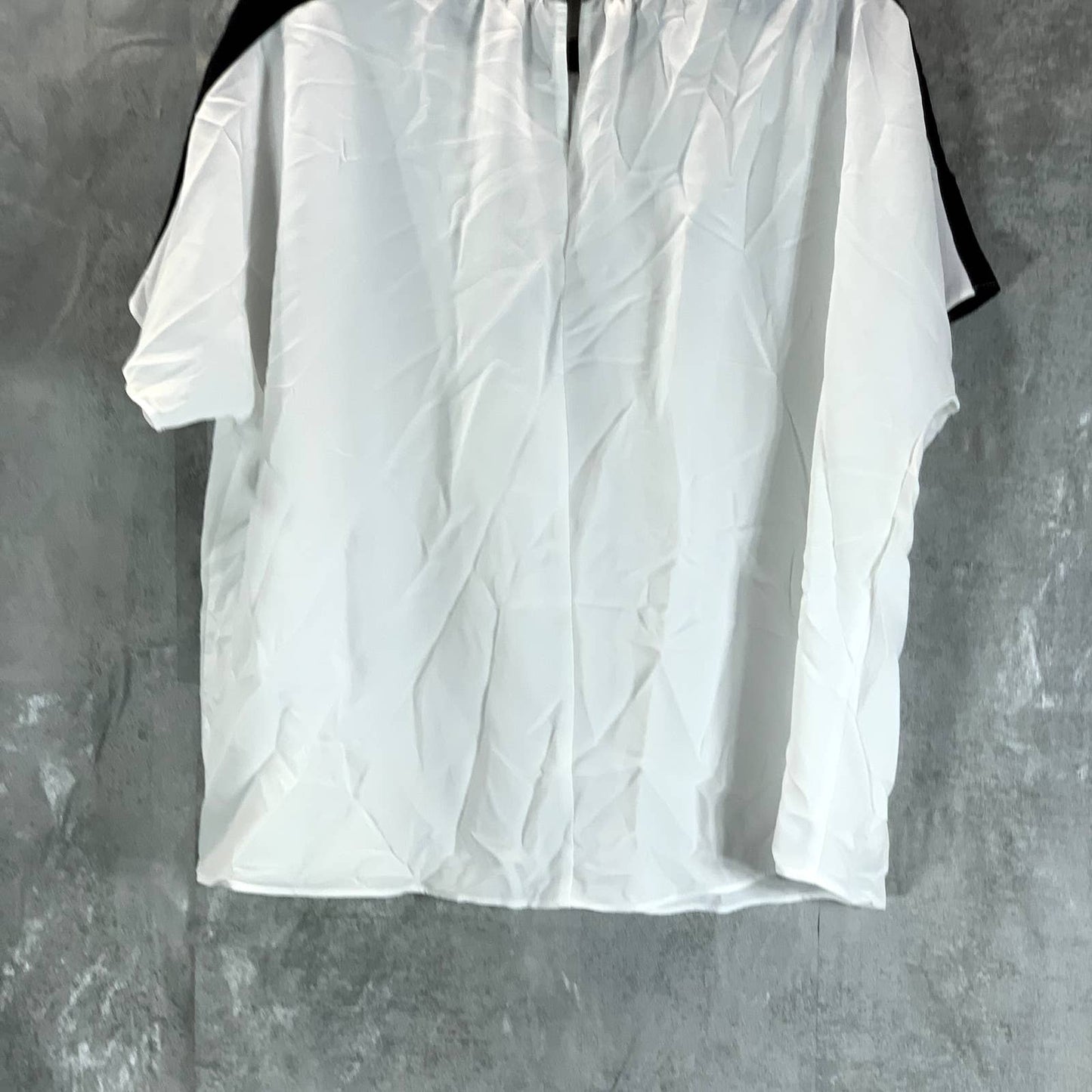 ALFANI Women's Black-White Color-Block Shoulder Gathered-Crewneck Top SZ M