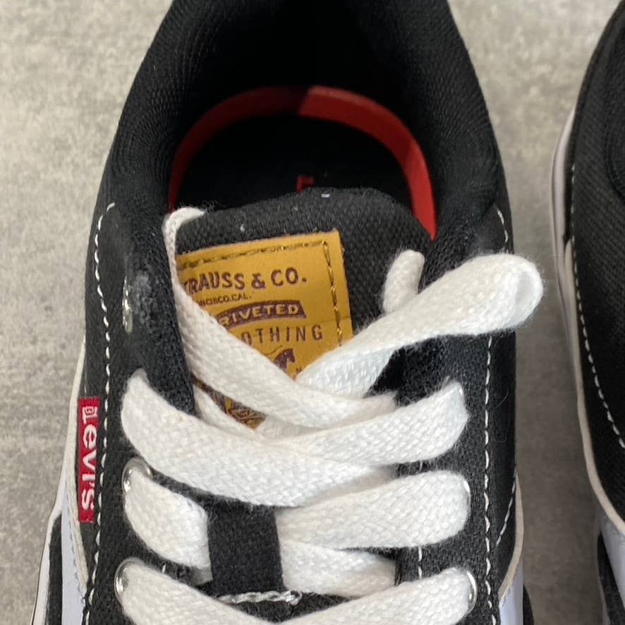 LEVI'S Women's Black/White Naya Court Canvas Ultra Suede Skate Sneakers SZ 8
