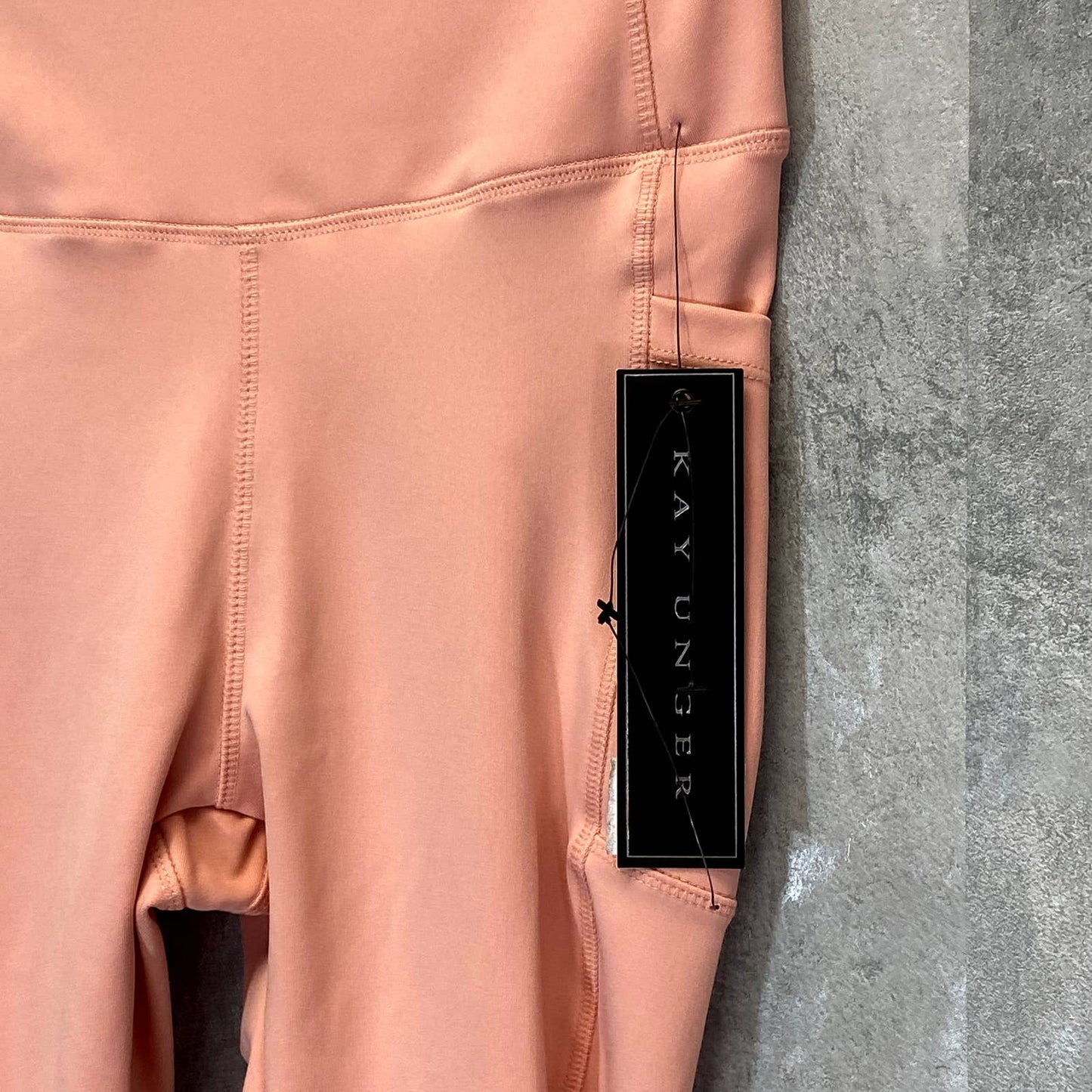 KAY UNGER Women's Peach Ruched Cuff High-Waist Media Pocket Pull-On Athletic Legging SZ S