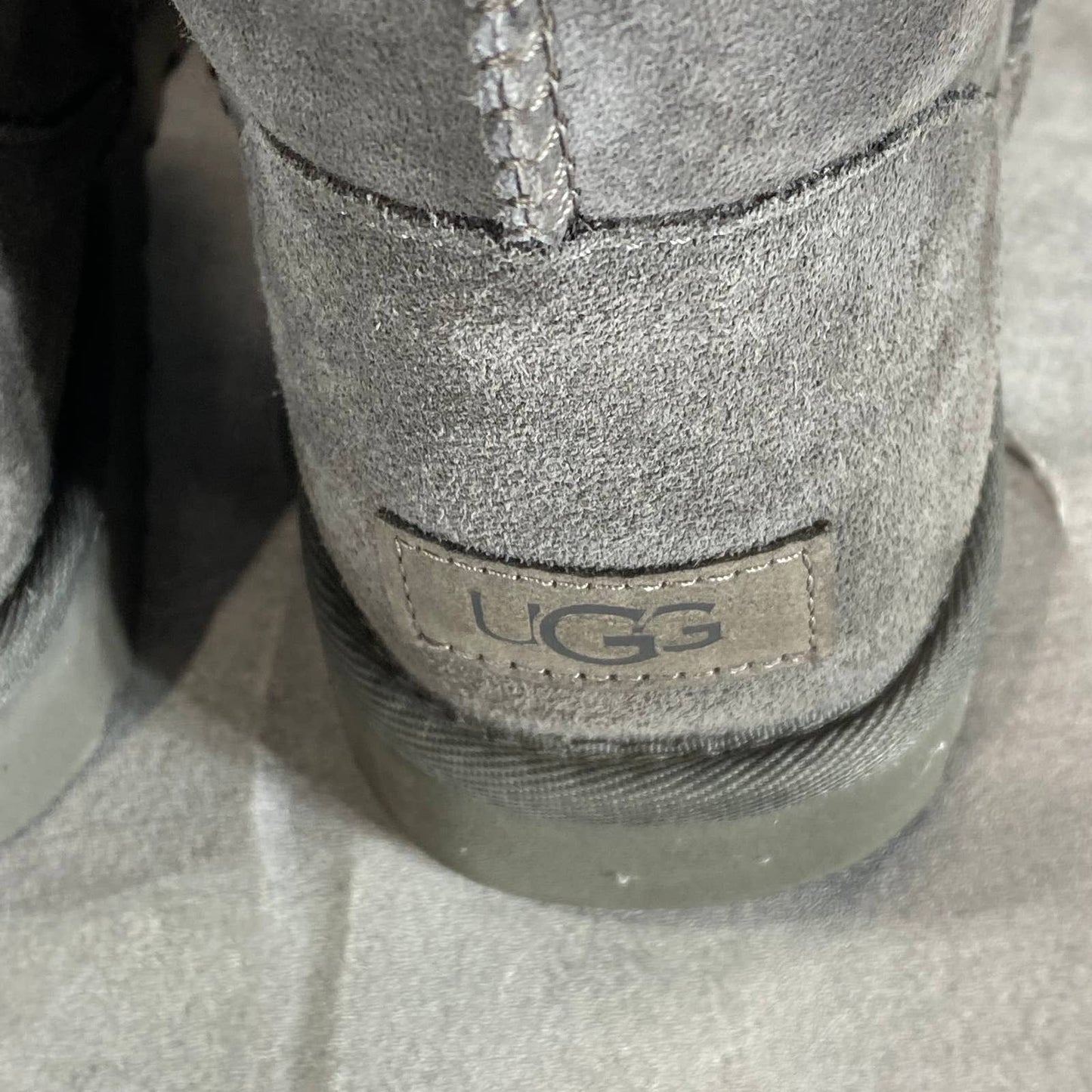 UGG Women's Grey Suede Classic II Tall Round-Toe Pull-On Boots SZ 8
