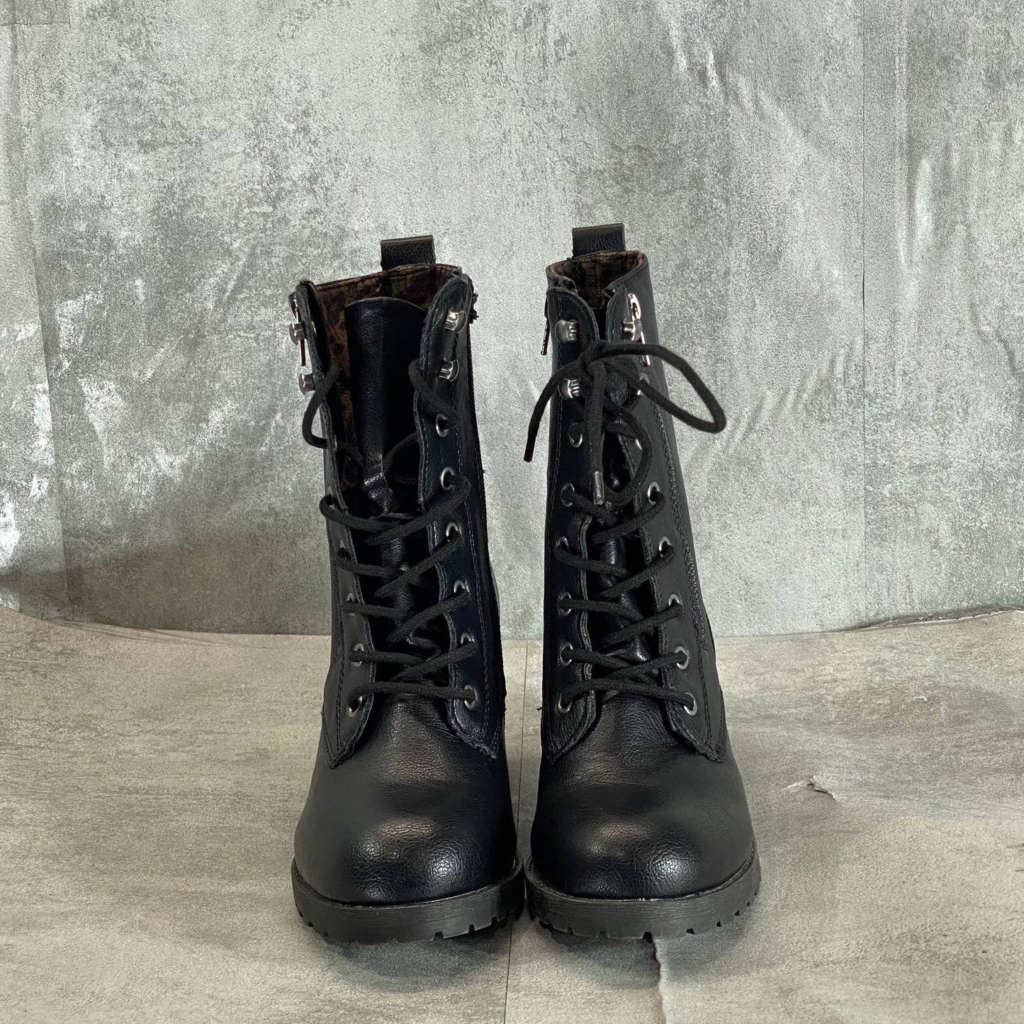 SUN+STONE Women's Wide Black Sloanie Lug Sole Side-Zip Hiker Boots SZ 7W