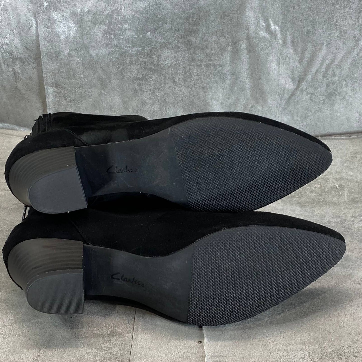 CLARKS COLLECTION Women's Black Suede Teresa Pointed-Toe Booties SZ 8