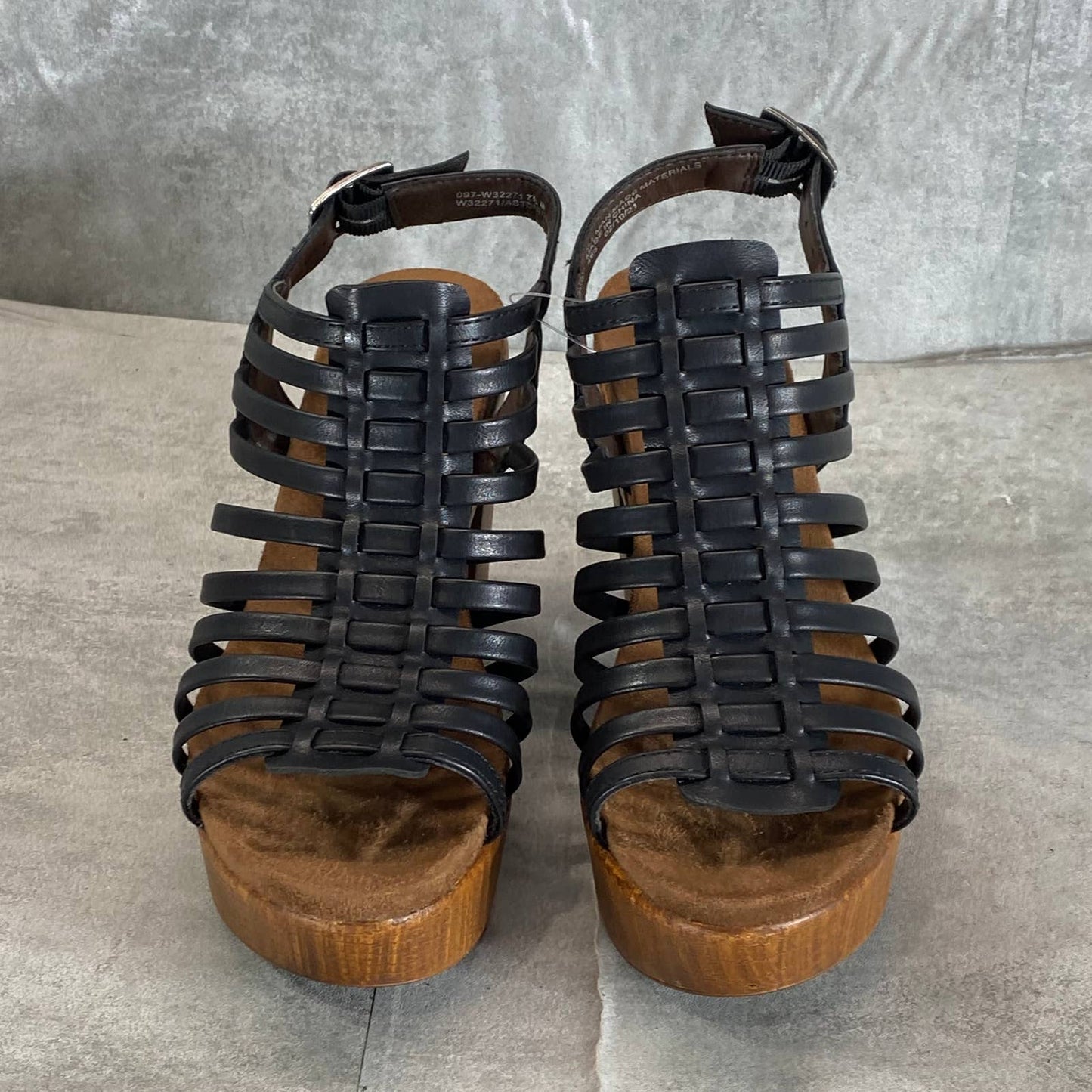 WHITE MOUNTAIN Women's Black Astonish Platform Clog Gladiator Sandals SZ 7.5