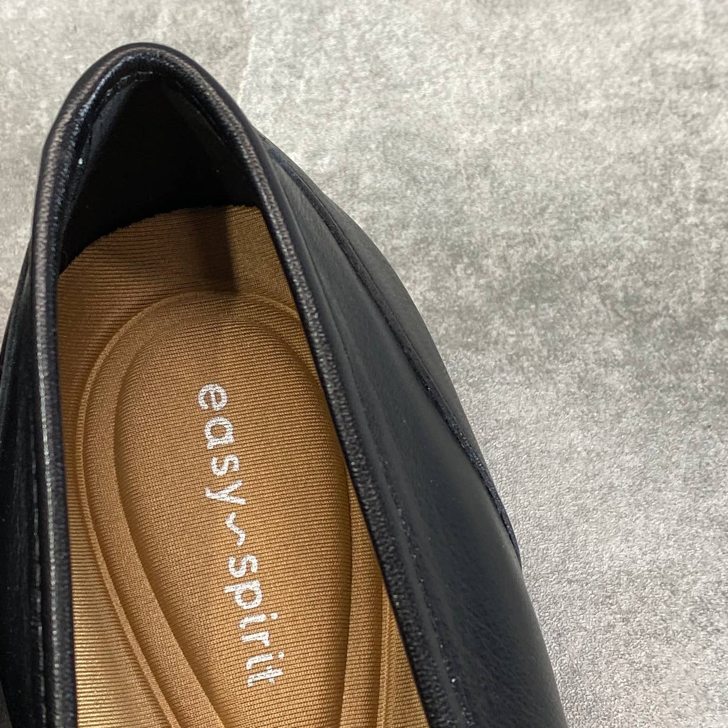 EASY SPIRIT Women's Black Leather Devitt Round-Toe Slip-On Loafer Flats SZ 8.5