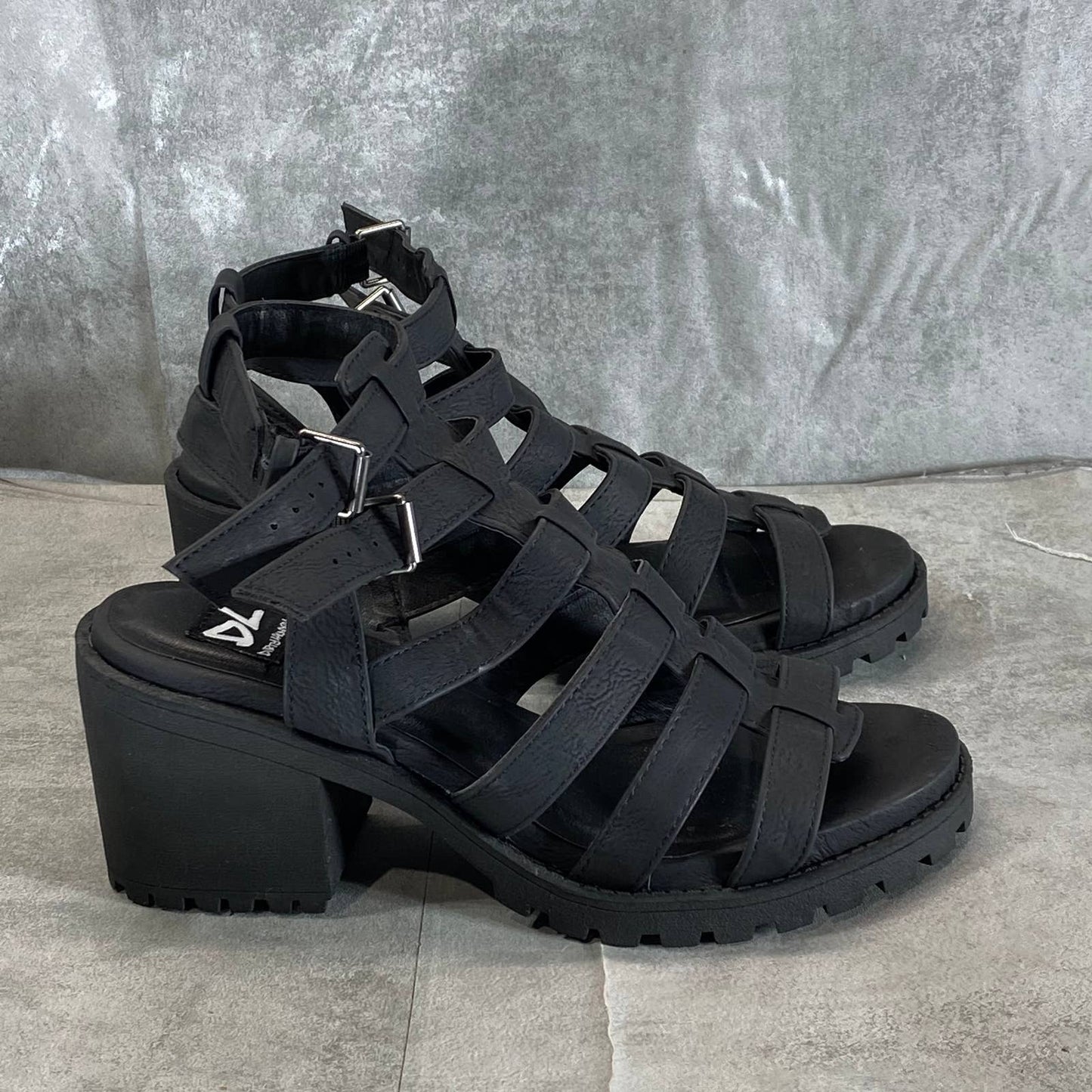 DIRTY LAUNDRY Women's Black Fun Stuff Strappy Block-Heel Sandals SZ 10