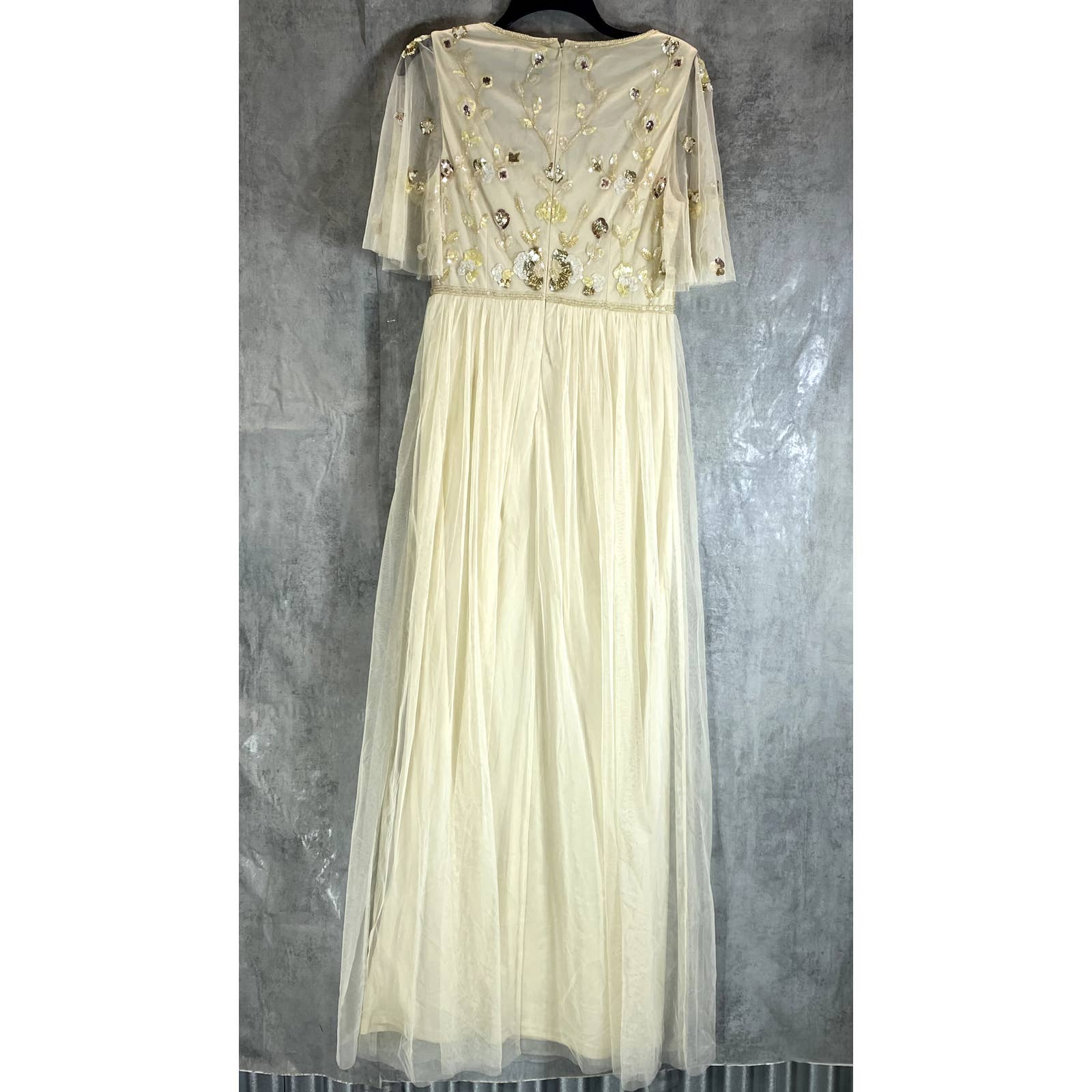 ADRIANNA PAPELL Women's Sandshell Beaded Mesh Short Elbow Sleeve Tulle Gown SZ6