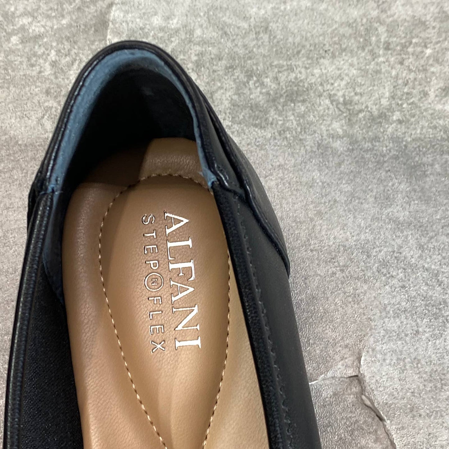 ALFANI Step 'N Flex Women's Black Smooth Tavii Round-Toe Slip-On Flats SZ 7.5