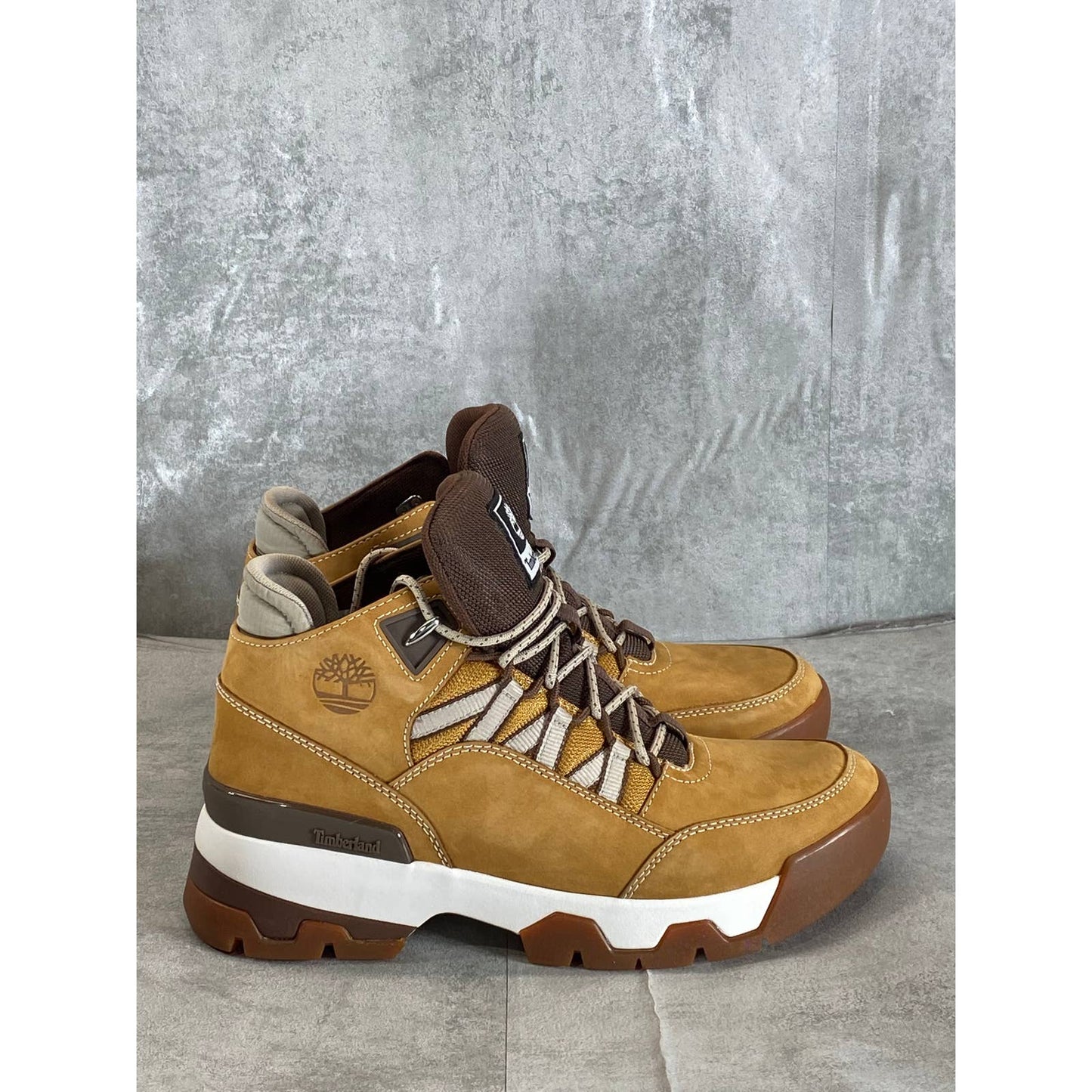 TIMBERLAND Women's Wheat Nubuck Euro Swift Hiking Lace-Up Boots SZ 9